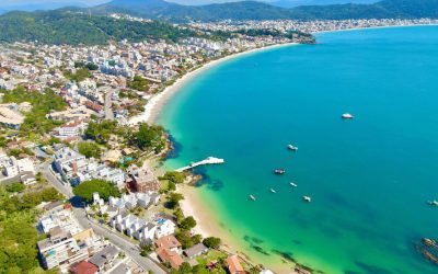 Melhores praias de Bombinhas para ir com crianças